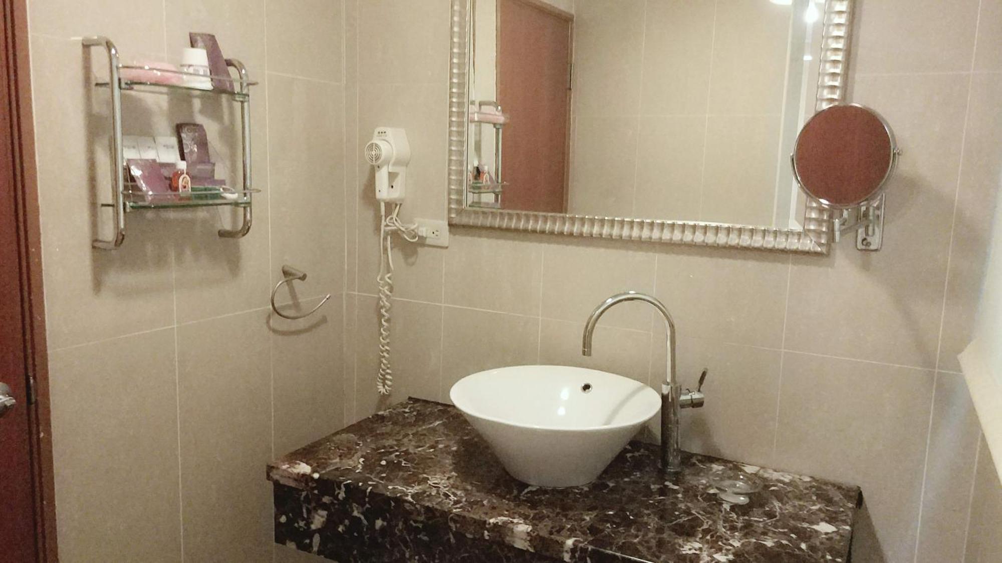 Elegance Hotel Taipei Eksteriør billede