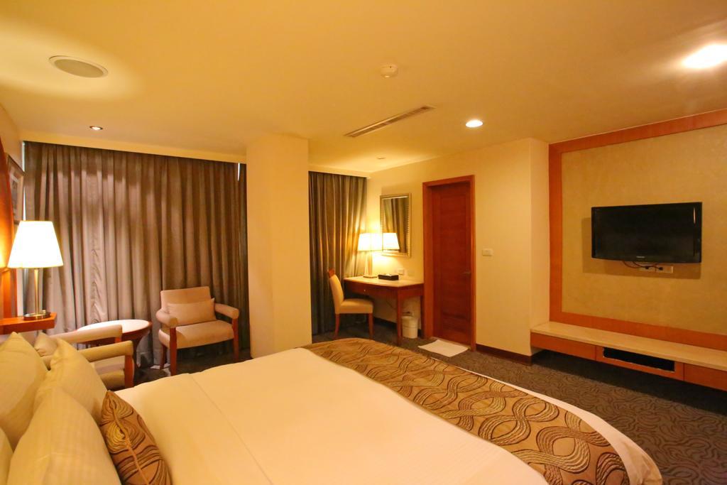 Elegance Hotel Taipei Eksteriør billede